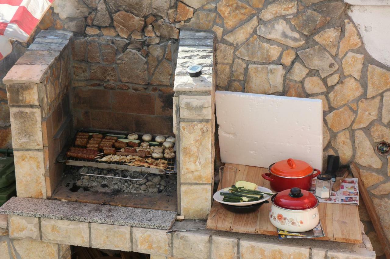 Mimi Apartment Ядраново Екстериор снимка
